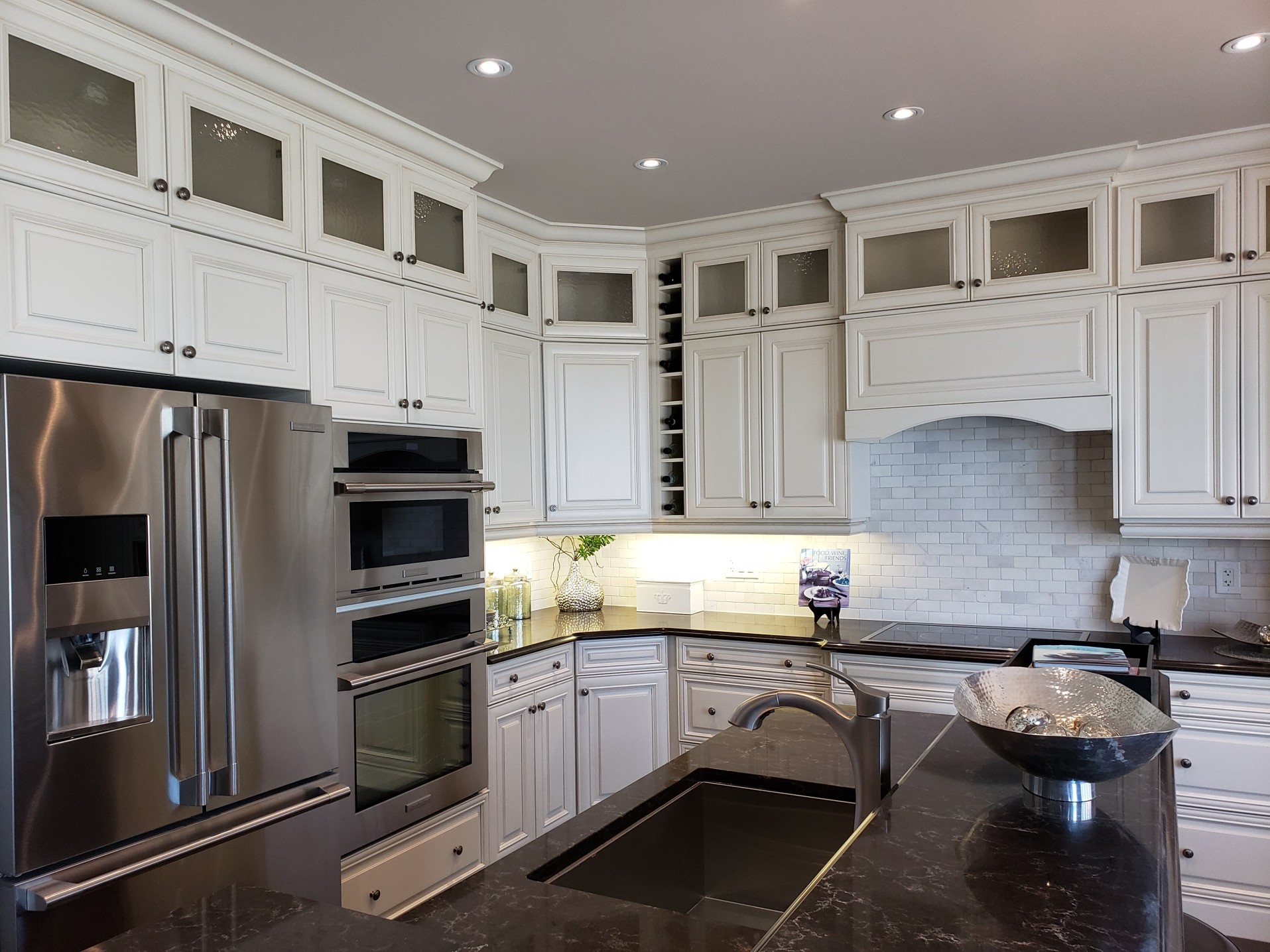 How to clean wooden kitchen cabinets